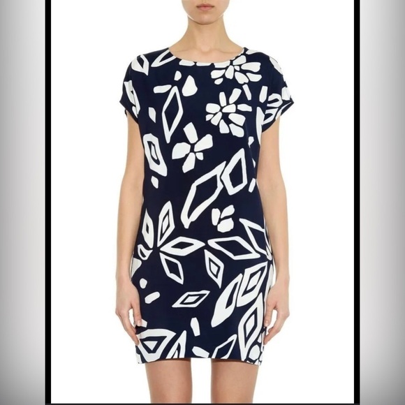 DVF Diane Von Furstenberg vacation Harriet geometric print navy blue dress - Picture 1 of 8